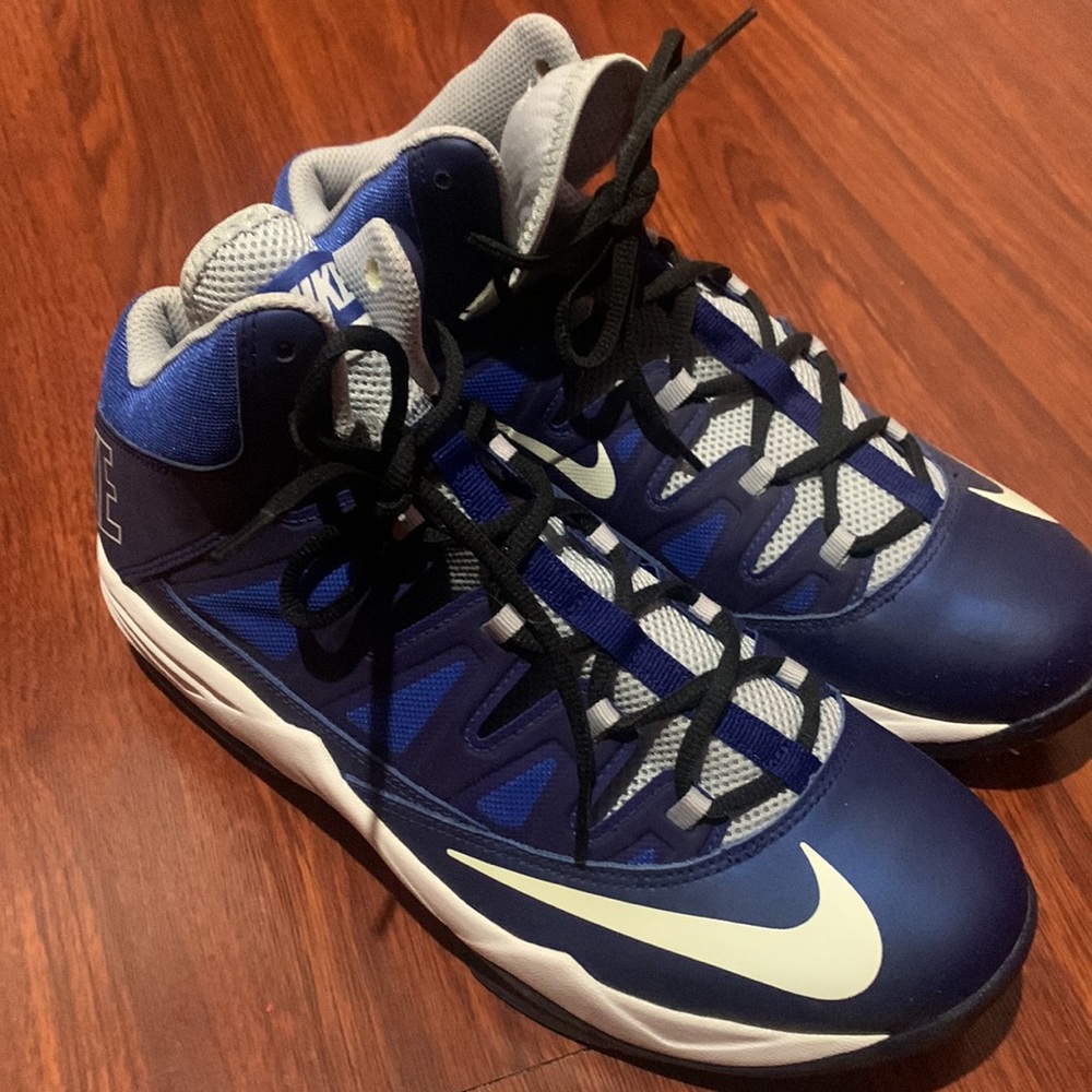 Nike size 9 men never used